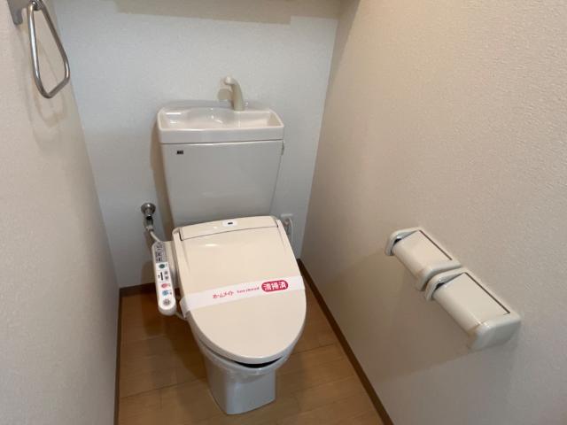 トイレ　シャワー付トイレ