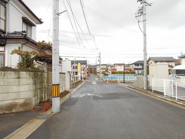 その他　前面道路（その他）まで0m