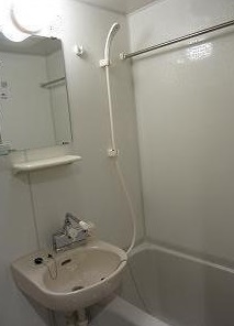 バス・シャワールーム　別部屋参考写真