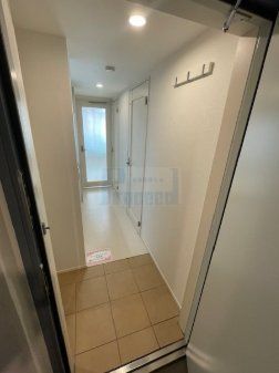 玄関　※別部屋参考写真※現況優先です