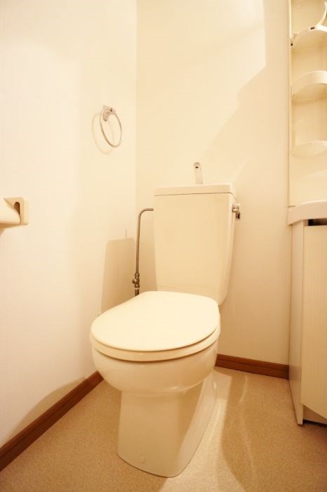 トイレ　※同物件別部屋参考画像