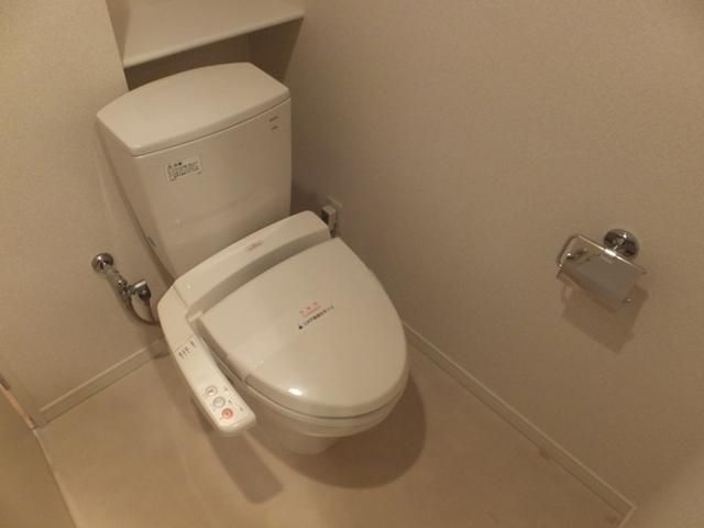 トイレ　シャワートイレ