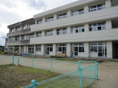 小学校　論田小学校（小学校）まで486m