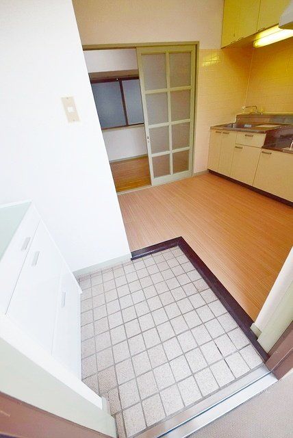 玄関　別部屋参考写真
