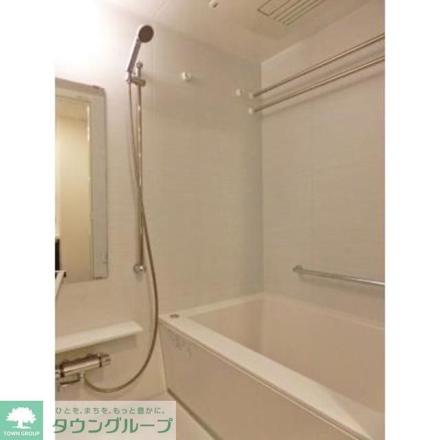 バス・シャワールーム　※写真は同タイプ住戸です。