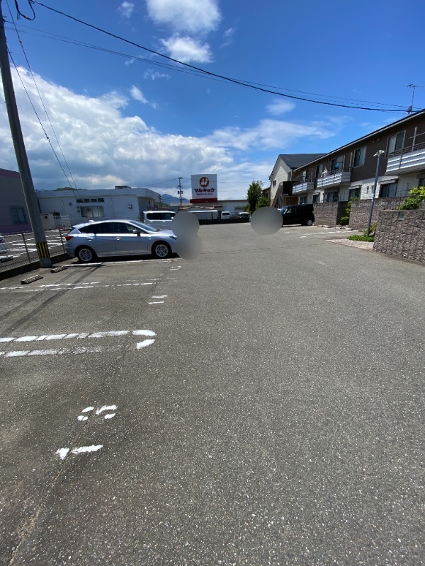 駐車場　駐車場