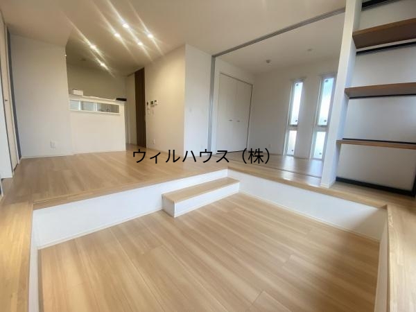 居室・リビング　ロースタイルフロア！