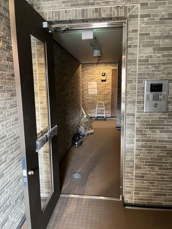 エントランス　☆共用設備もキレイ☆