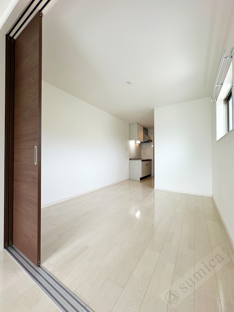 居室・リビング　角部屋でとても静かなお部屋で快適新生活♪♪