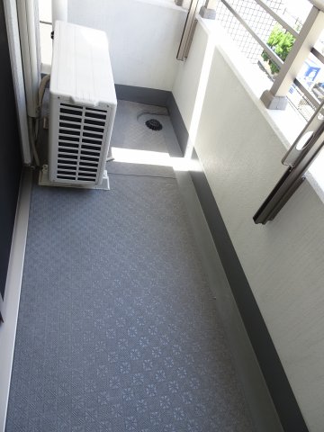 バルコニー　エレディータ *画像は反転タイプのお部屋です