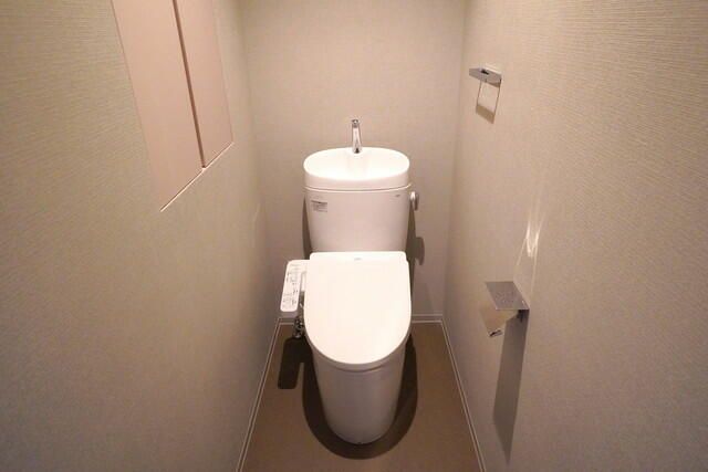 トイレ　コンパクトで使いやすいトイレです
