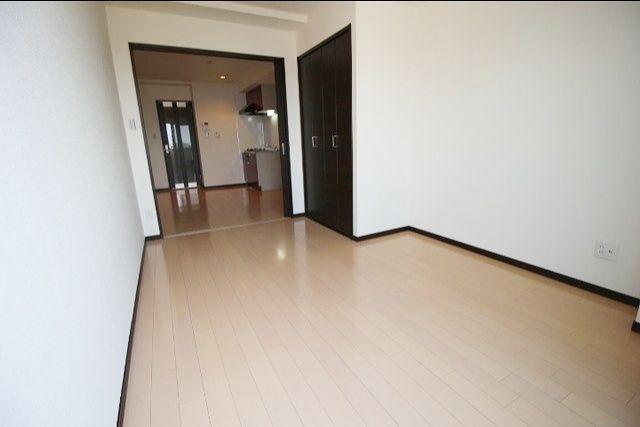 居室・リビング　明るいお部屋です