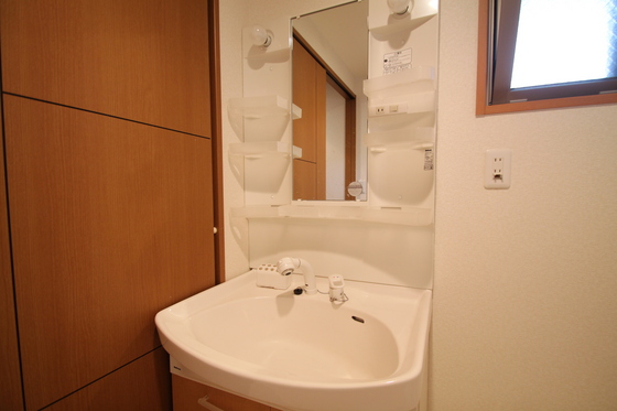洗面設備　※別部屋の写真です