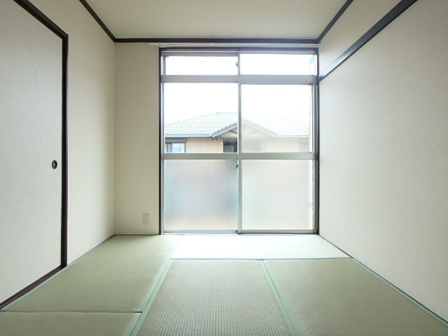 その他部屋・スペース　和室６帖