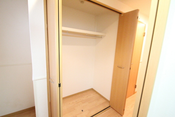 収納　※別部屋の写真です