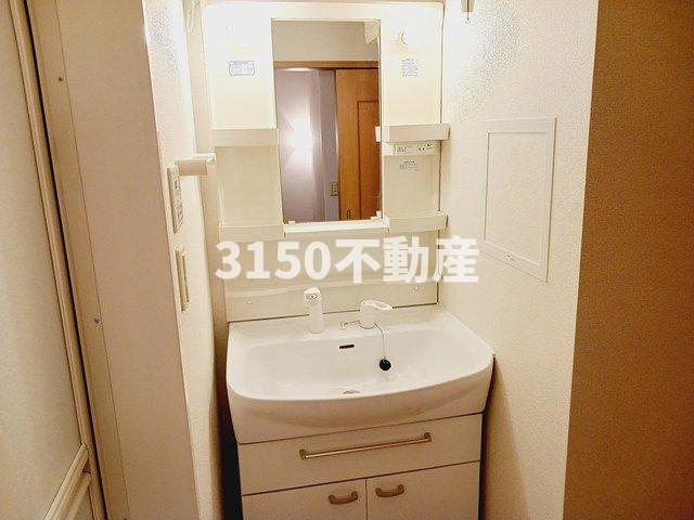 洗面設備　忙しい朝には欠かせない洗面所です