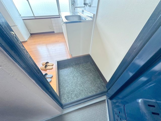 玄関　落ち着いたおしゃれな玄関です。