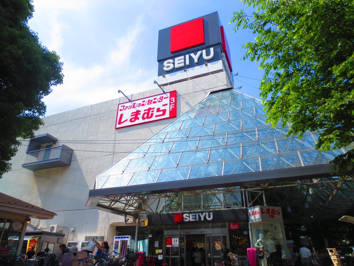 スーパー　西友（スーパー）まで594m