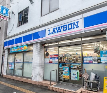 コンビニ　ローソン（コンビニ）まで166m
