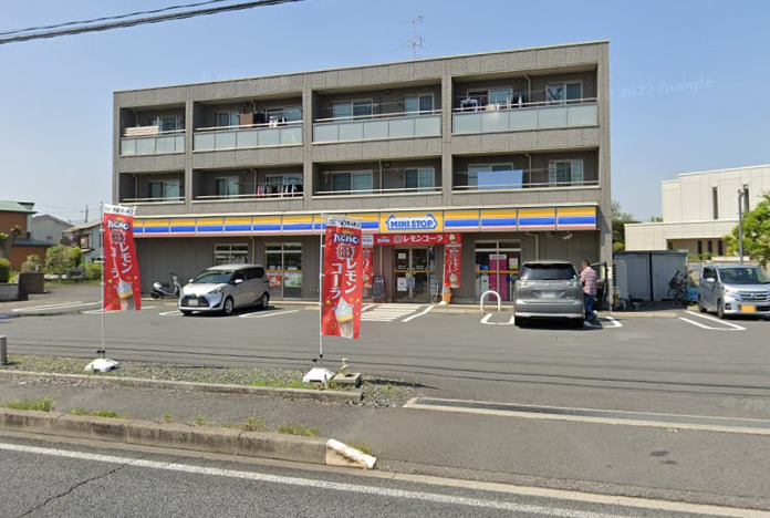 コンビニ　ミニストップ春日部大枝店（コンビニ）まで300m