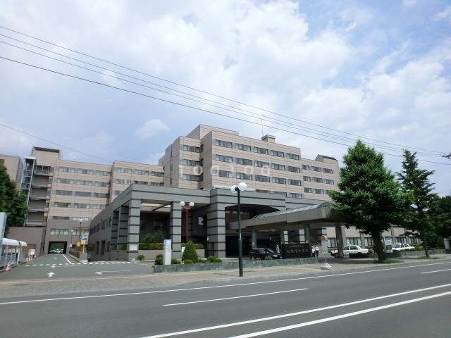 病院　JA北海道厚生連札幌厚生病院（病院）まで398m