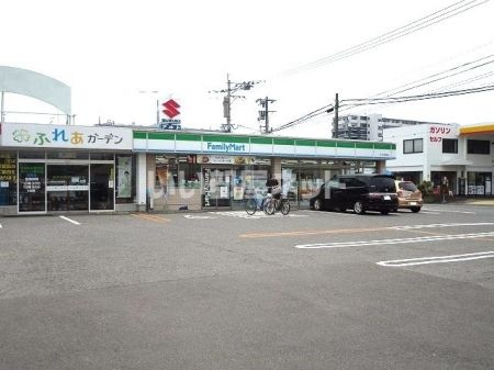 コンビニ　ファミリーマート 大分皆春店（コンビニ）まで480m