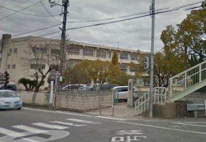 小学校　総社市立総社小学校（小学校）まで1210m