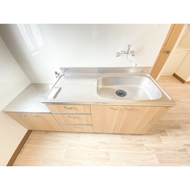 キッチン　他部屋のイメージ写真です