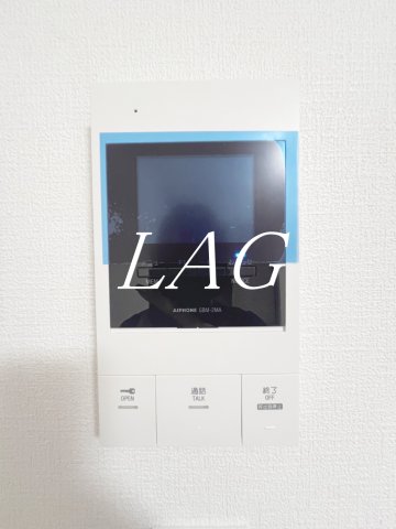 セキュリティ　モニター付きインターフォンです。（同仕様設備です）