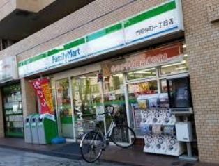 コンビニ　ファミリーマート江東門前仲町店（コンビニ）まで310m