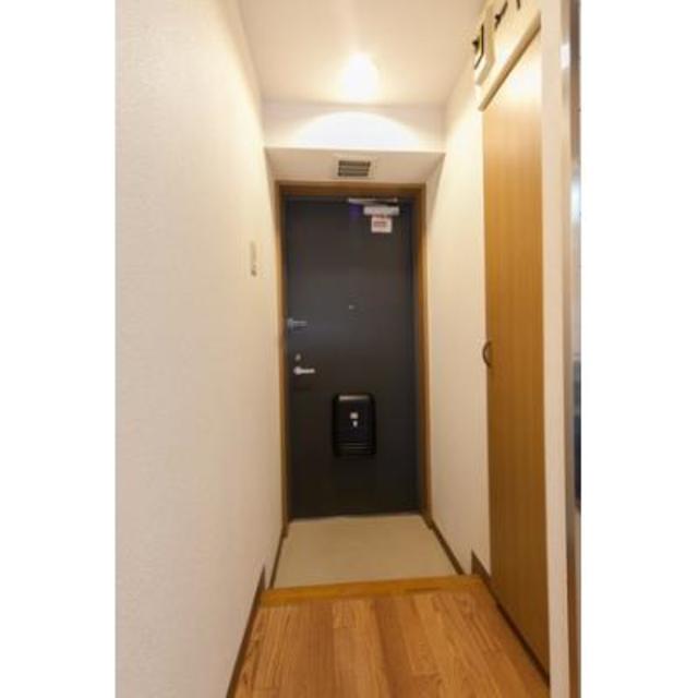 玄関　※写真は同タイプ住戸です。