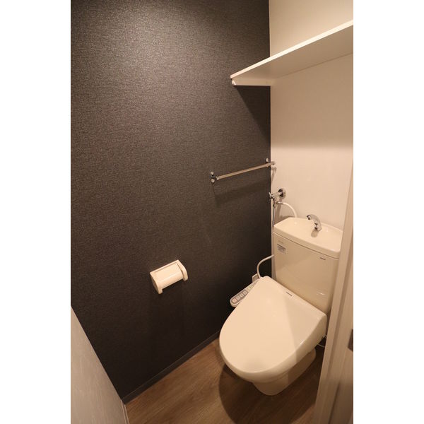 トイレ　ゆったりとした空間のトイレです