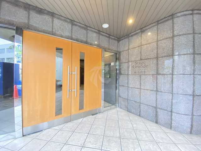 エントランス　ステージグランデ新高円寺