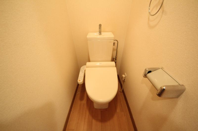 トイレ　トイレもきれいです
