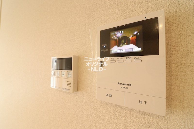 セキュリティ　室内から訪問者を事前に確認できるTVモニターホン付☆