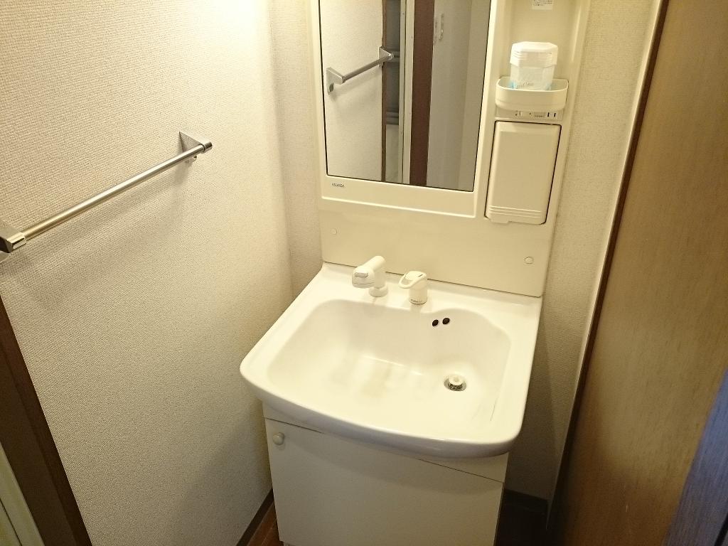 洗面設備　忙しい朝には欠かせない洗面所です♪