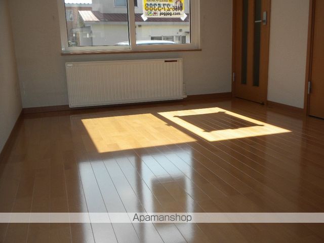Oak.VIIIの居間写真