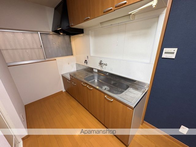 寝屋川市高柳7丁目戸建てのキッチン写真