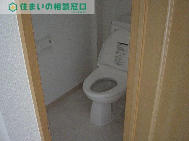 トイレ　同型