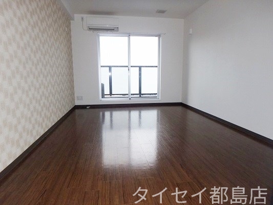 地下鉄谷町線 野江内代駅 徒歩3分 8階建 築11年の居間写真