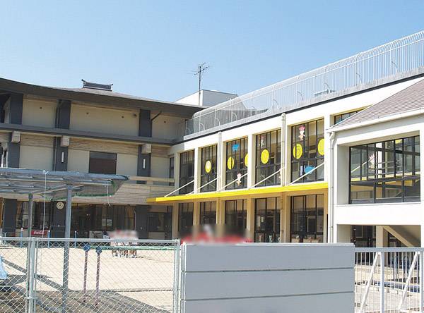 幼稚園・保育園　せいふう認定こども園清風幼稚園（幼稚園・保育園）まで107m