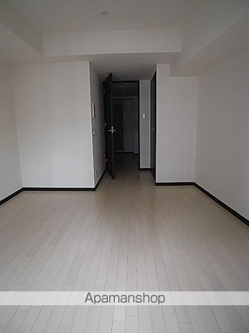地下鉄堺筋線 北浜駅 徒歩8分 14階建 築17年の居間写真