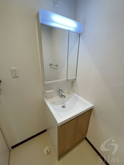 洗面設備　同仕様