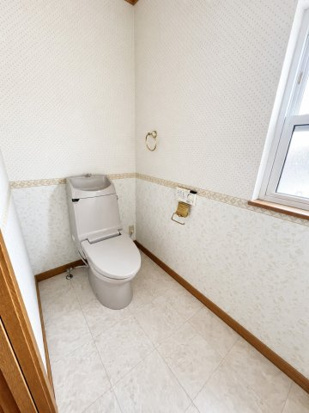 トイレ　コンパクトで使いやすいトイレです