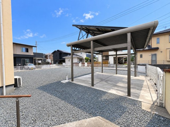 駐車場　駐車場完備です