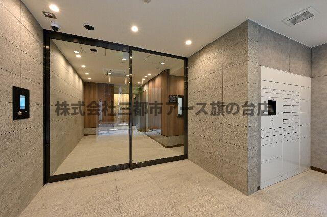エントランス　シーズンフラッツ大森ブライト