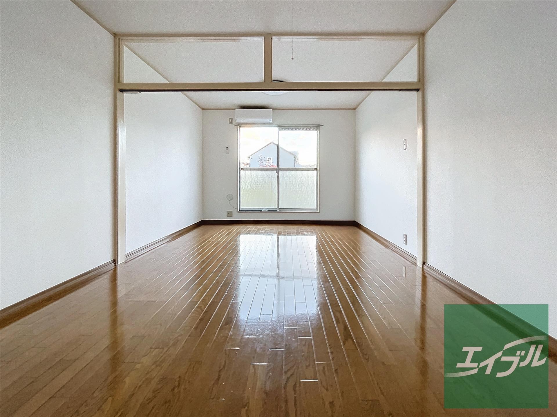 カーサMIIの居間写真