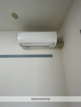 小田急小田原線 本厚木駅 バス乗車時間：21分 最寄りバス停で下車 徒歩2分 3階建 築33年のその他写真