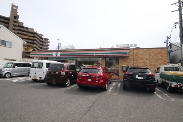 コンビニ　セブン-イレブン 名古屋瀬古店（コンビニ）まで200m