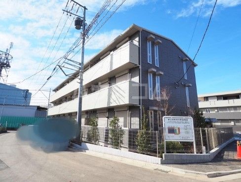 Regulus C棟の外観写真